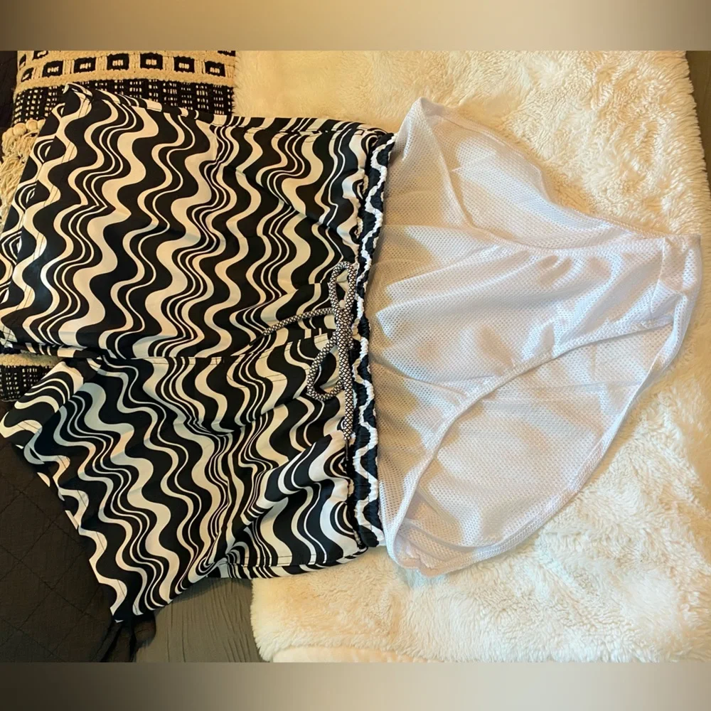 SOLD INC International Concepts Men's Wave-Print Swim Shorts Black L NWT - Picture 8 of 11